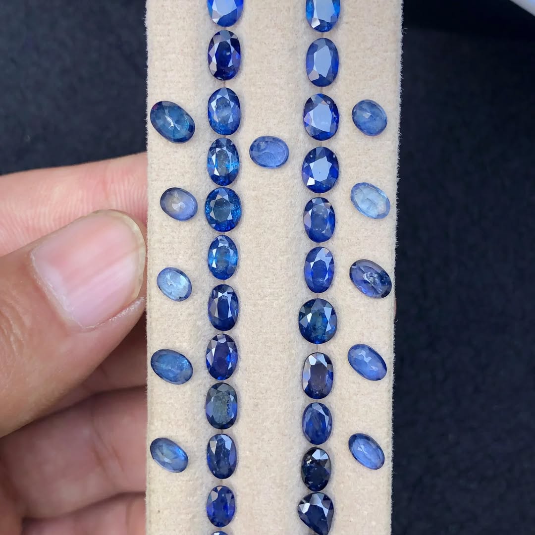 Natural blue sapphire