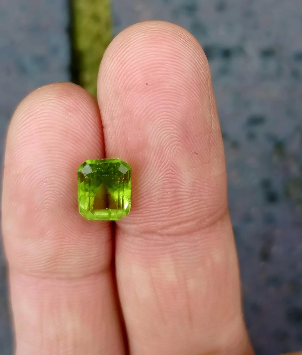 Emerald cut peridot