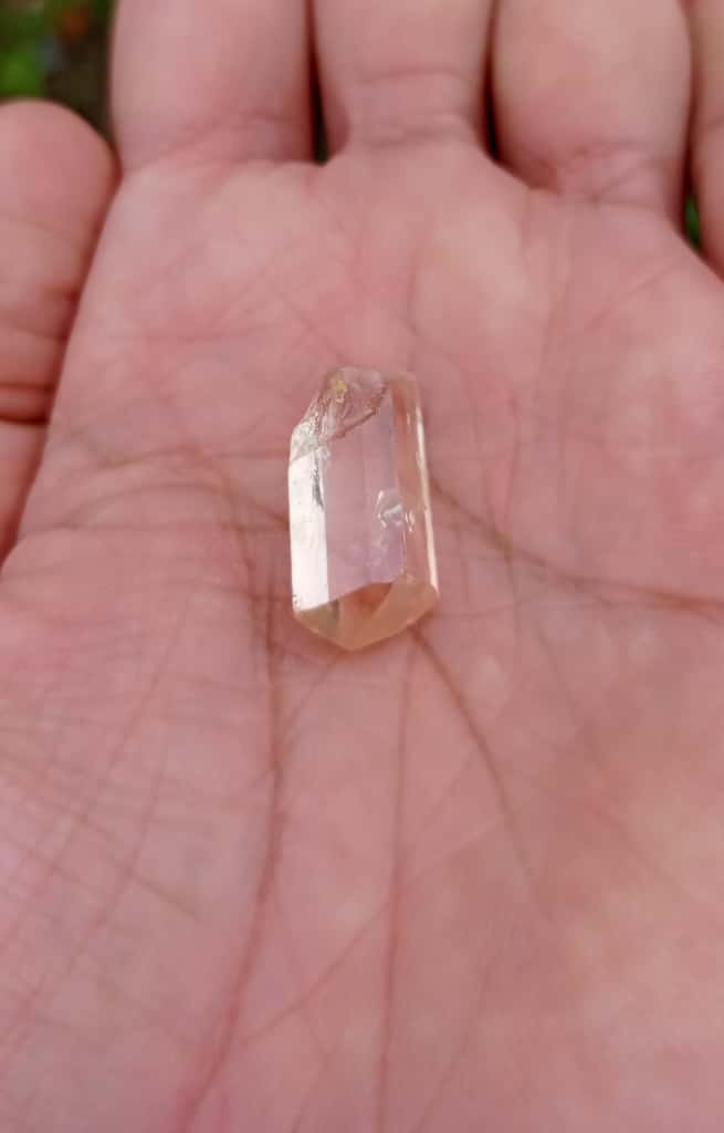 katalang topaz raw crystal